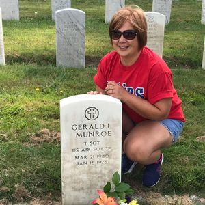 Meet your Posher, Debbie